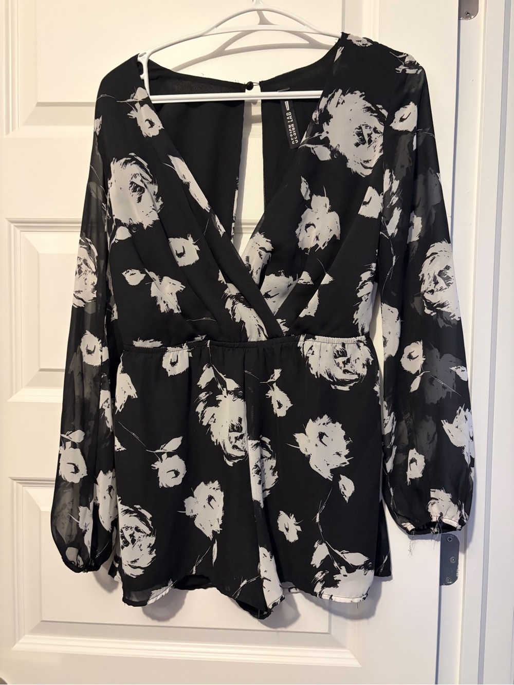Black & White Floral low V-Neck Women's romper